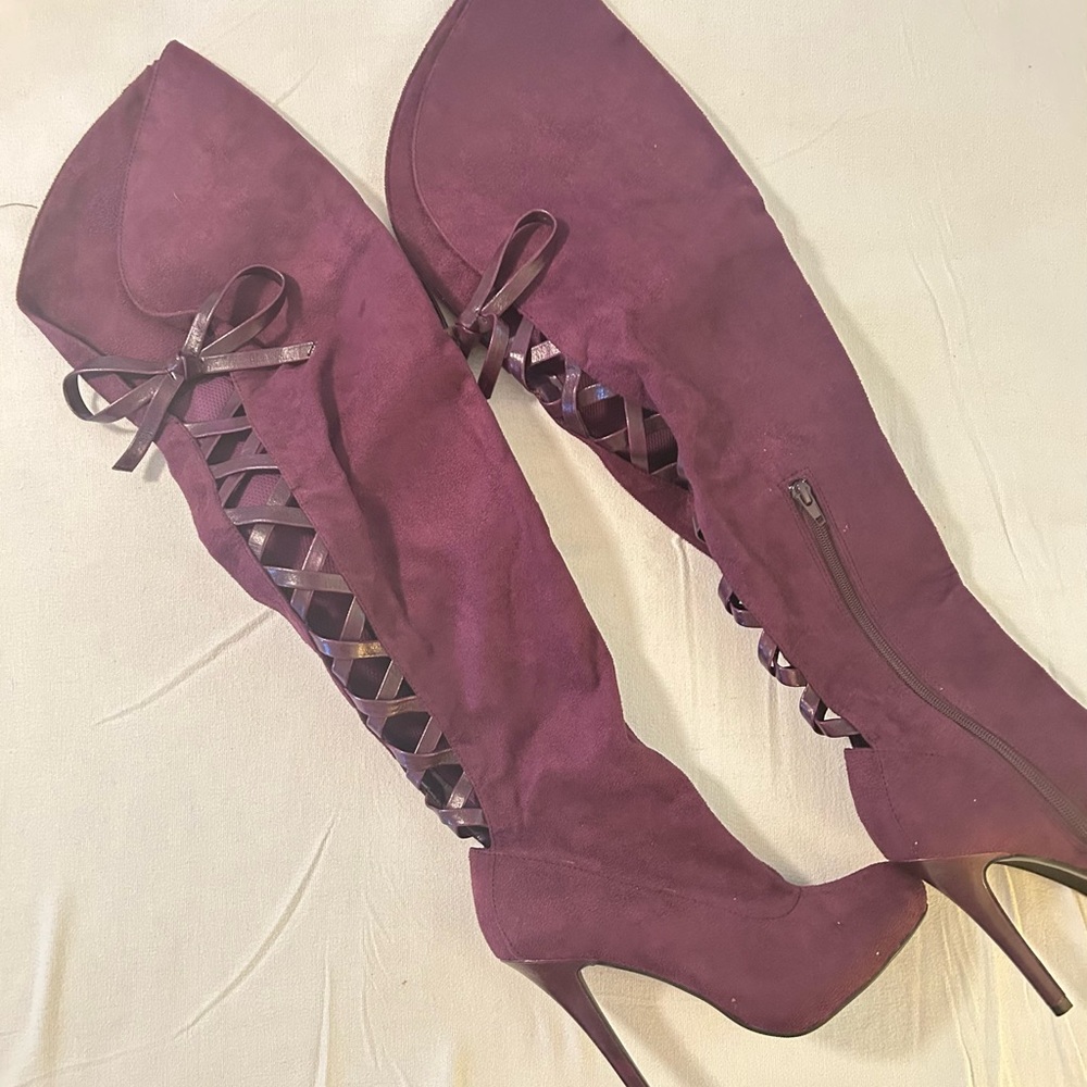 Elegant Purple Over-the-Knee Boots